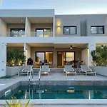 Villa Avocetta Luxury By Travelpro - Halkidiki